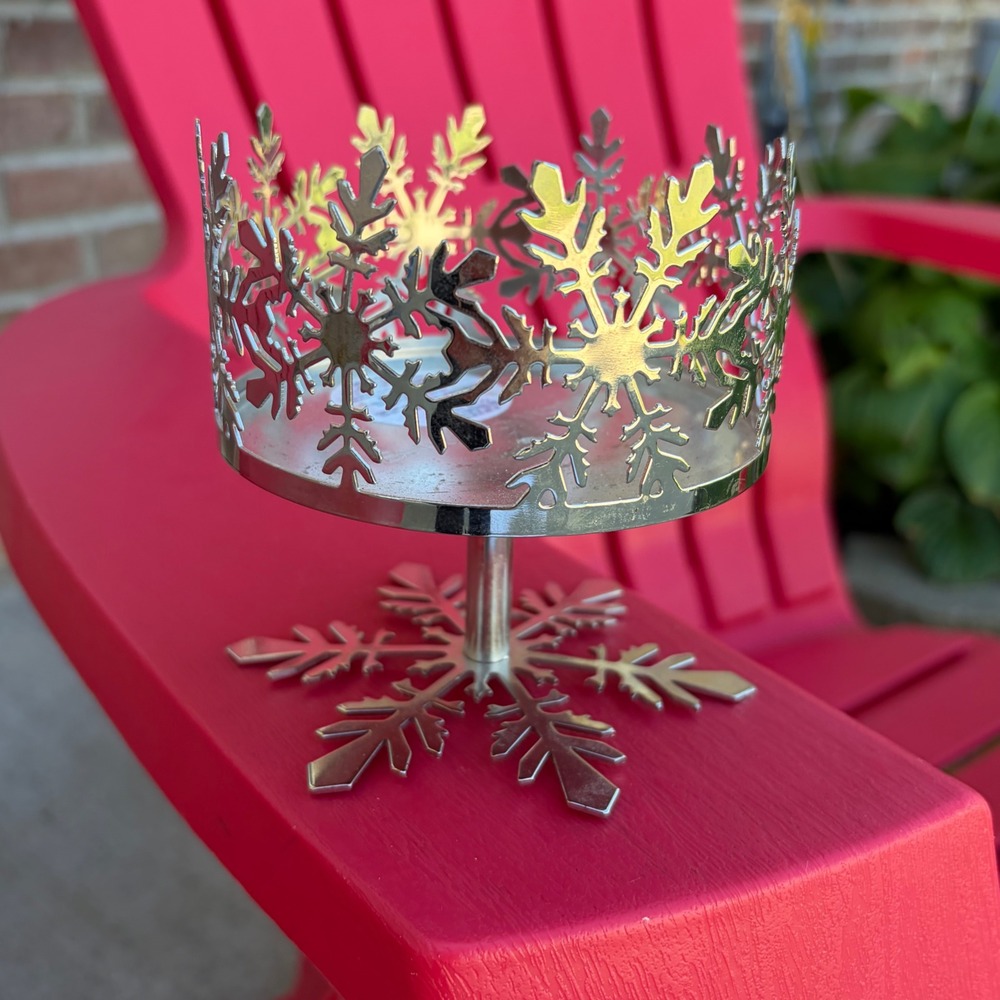 Bath & Body Works Slatkin & Co Silver Snowflake 3-Wick Candle Pedestal Holder